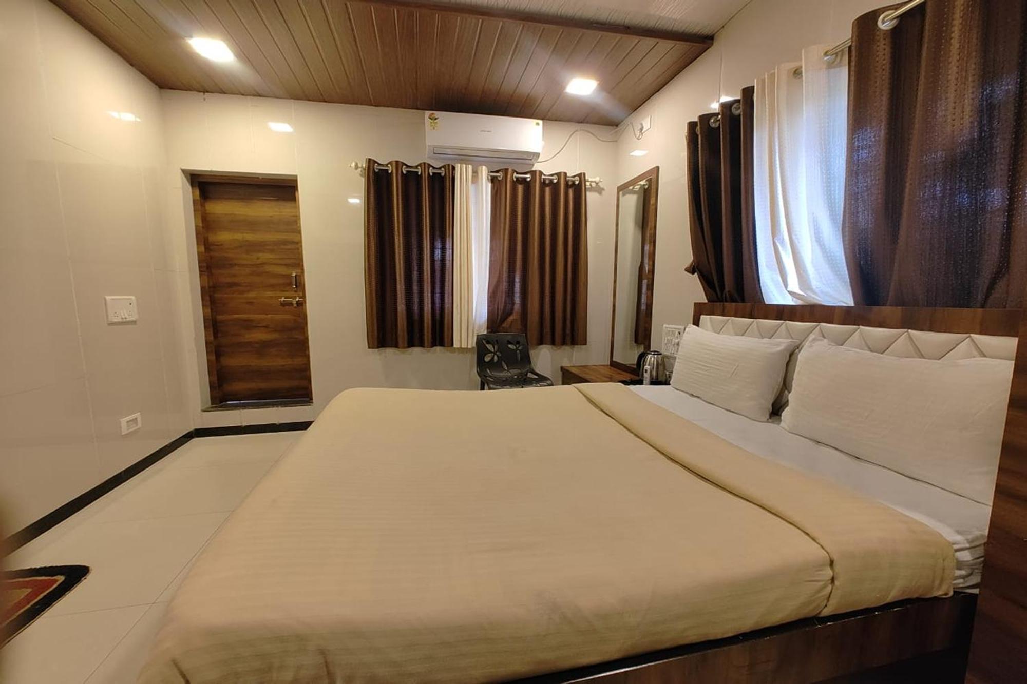 Crystal Villa Панчгани Экстерьер фото